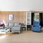 Σπίτι διακοπών 4 Star In Naustbukta