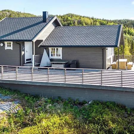 Ii Holiday home Naustbukta