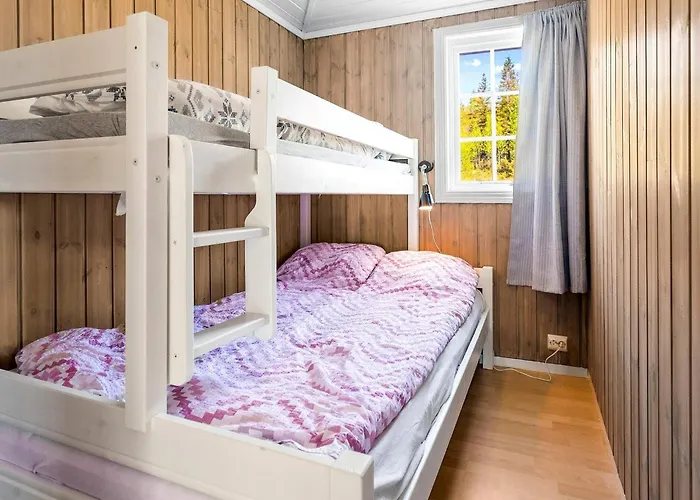 4 Star In Feriehus Naustbukta