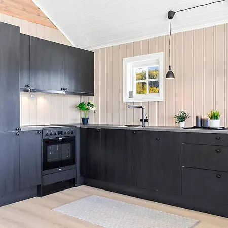 4 Star In Semesterbostad *