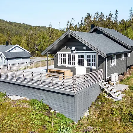 Semesterbostad 4 Star In